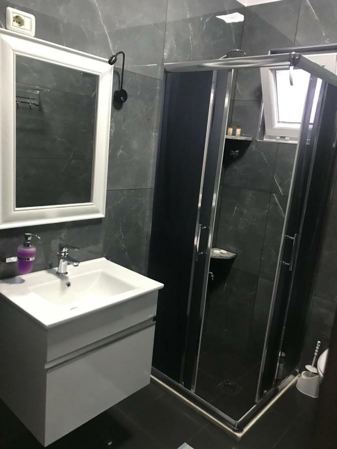 Hotel Floga Shkodër 외부 사진